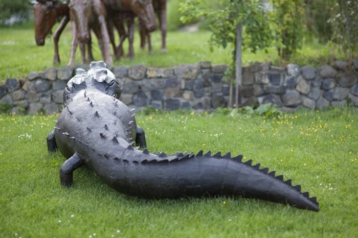 Krokodil Skulptur Maridadi Art 2014d